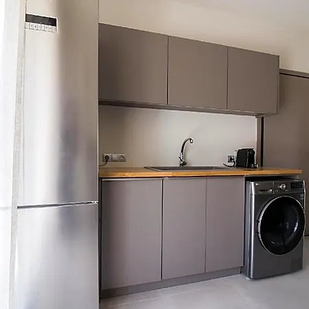 Two-bedroom Sea View Лефкада