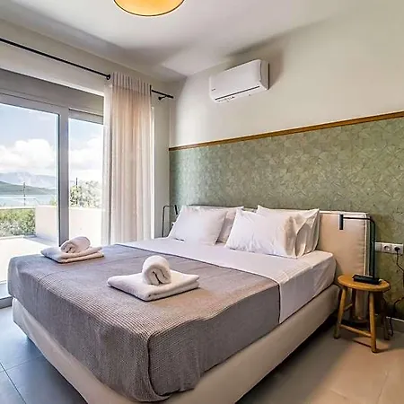 Two-bedroom Sea View *