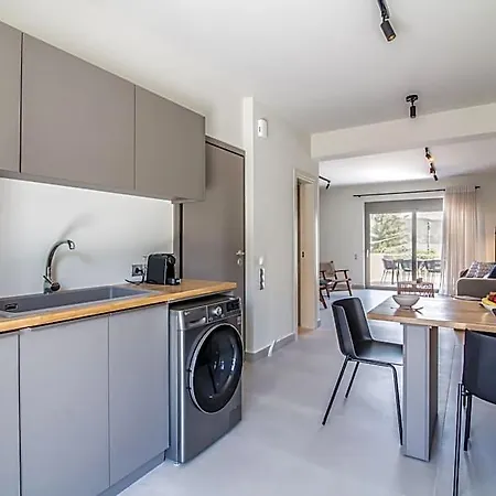 Two-bedroom Sea View Апартаменты