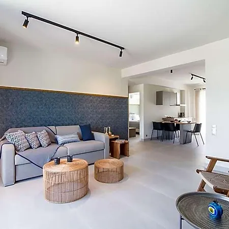 Апартаменты Two-bedroom Sea View